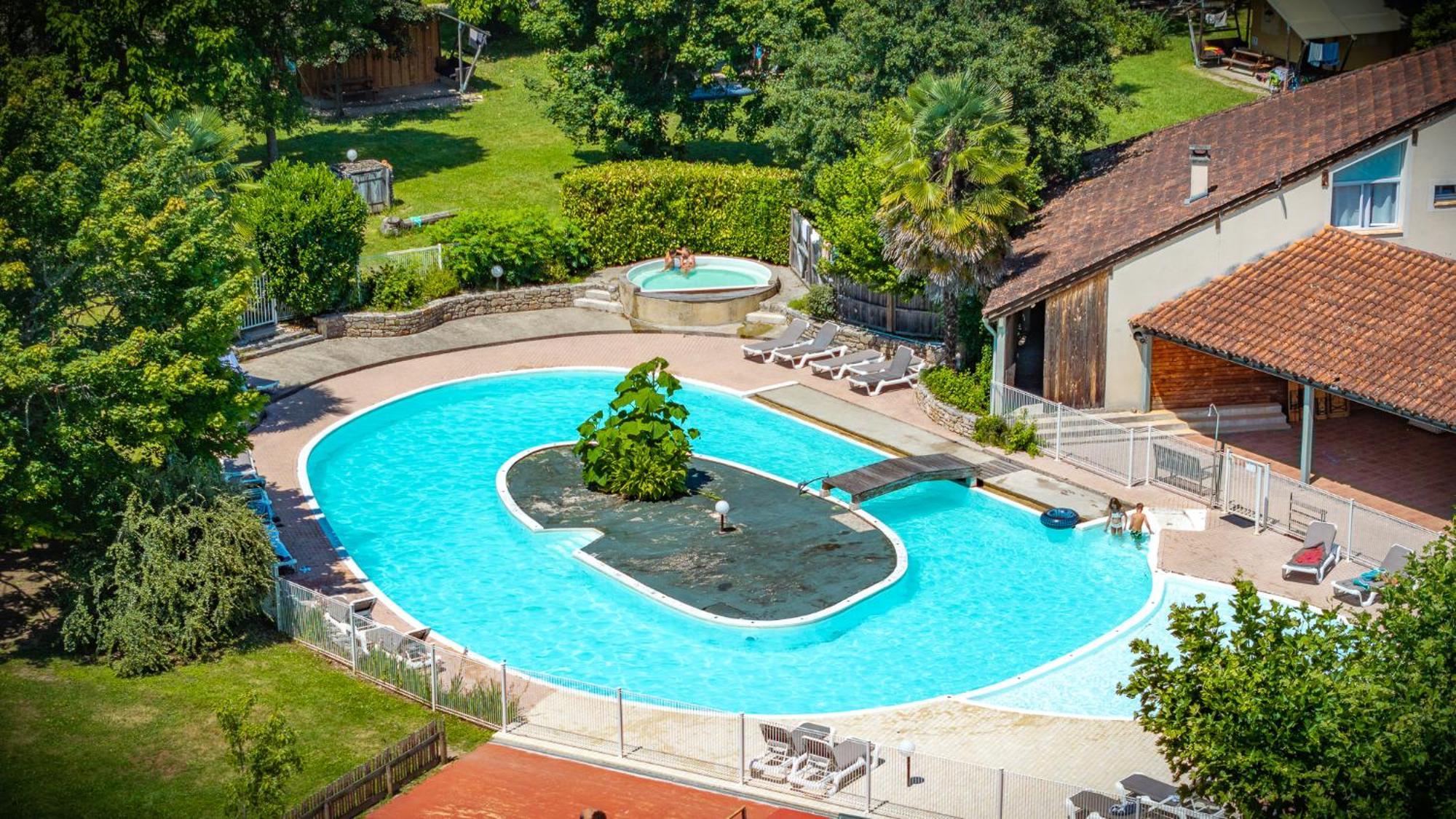 Camping Saint-Sozy Campeggio